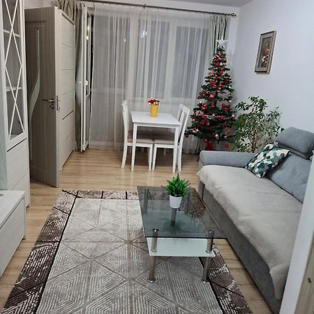 Apartament Ultra Central Marly Gura Humorului Esterno foto
